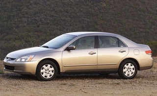Illustration for article titled Honda Accord Only Flaw In Otherwise Perfect Wisconsin Drive-In Theater Experience